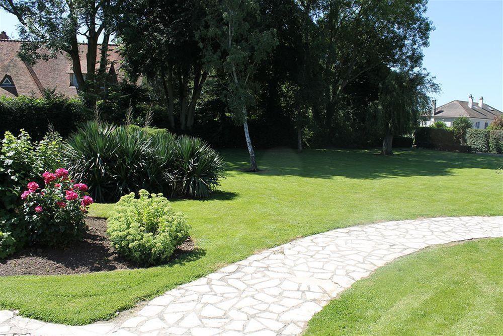 Logis Hotel & Restaurant - Le Relais De Montigny Montigny  Luaran gambar